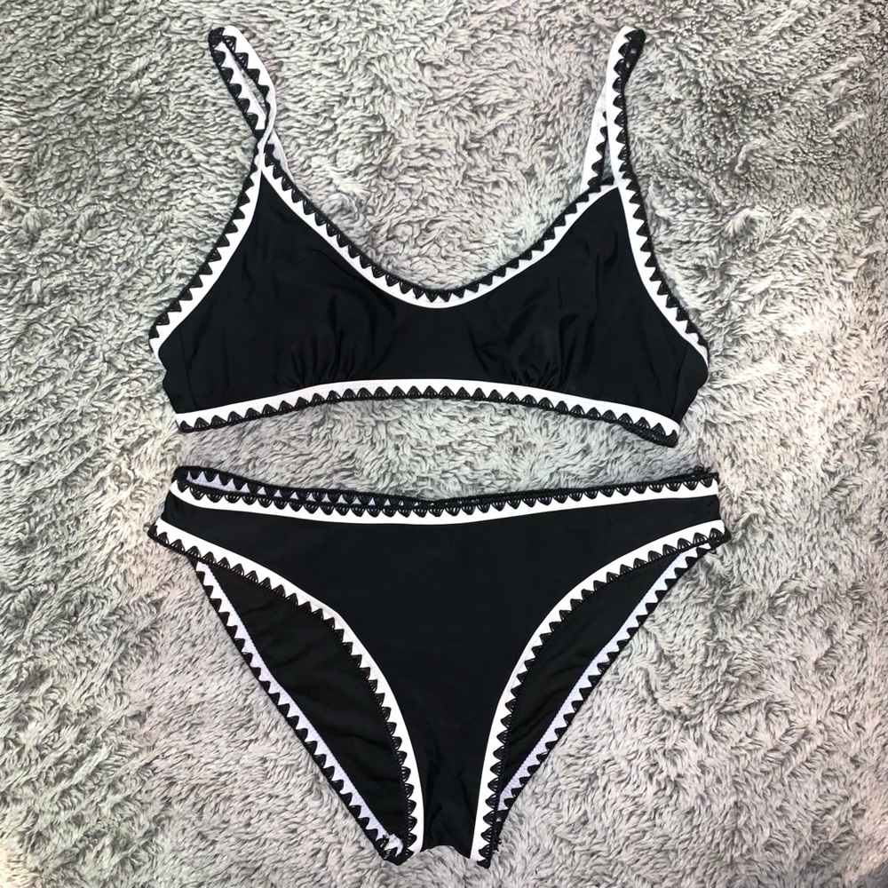 Black and White Bikini Set